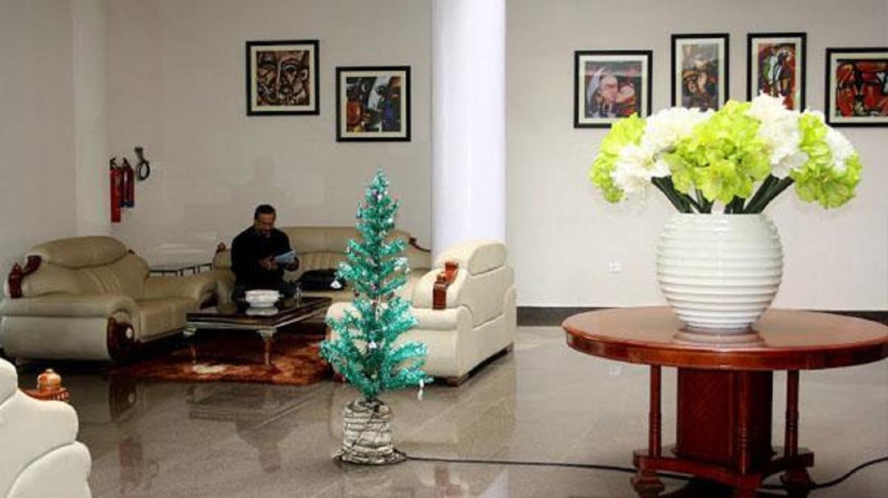 Deo Residency & Resorts Duburi Екстериор снимка
